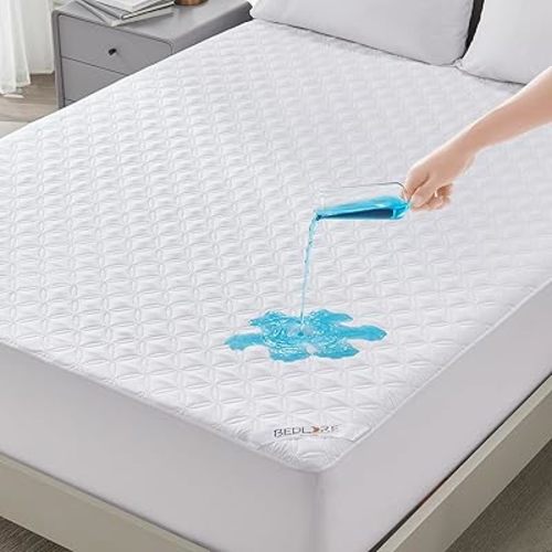 BEDLORE Waterproof Mattress Protector, Twin XL Size Mattress Pad with Deep Pocket Fitted Up to 6-15 inches, Soft Breathable Bed Mattress Cover for Bedroom, College Dorm (White)