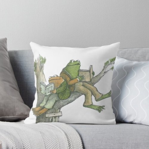 Frog and Toad reading in tree Pillow