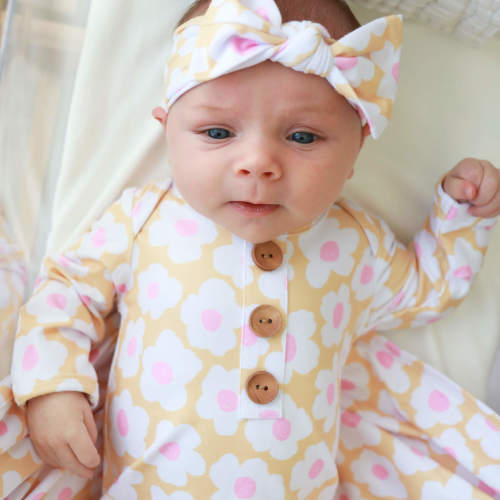 Sunshine Daisy Newborn Baby Knot Gown & Hat Set