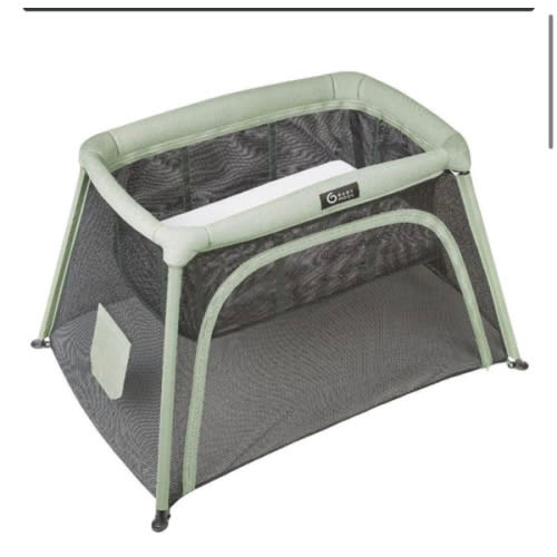Moov & Comfy Travel Playard with Bassinet | Snuggle Bugz | Canada's Baby Store