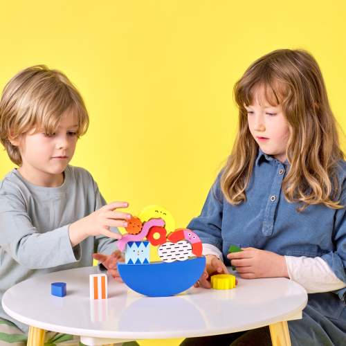 Kidoki Teeter Totter Shapes Wooden Balance Game