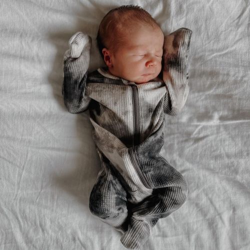 Organic Waffle Basic Zip Footie, Black Tie Dye: 0-3 months