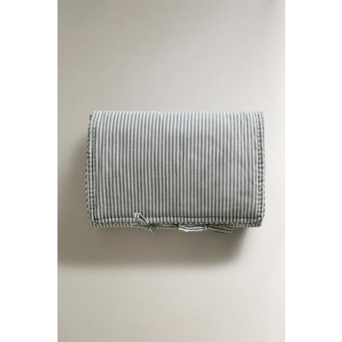 STRIPED BABY CHANGING MAT
