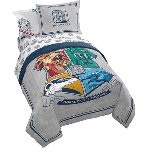 Jay Franco Harry Potter Stand Together 5 Piece Twin Size Bed Set - Includes Comforter & Sheet Set - Super Soft Kids Bedding Fade Resistant Microfiber (Official Harry Potter Product)