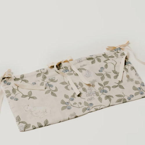 Bed pouch