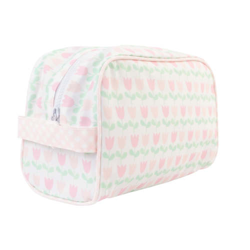 Apple of My Isla Dopp Kit