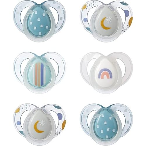 Tommee Tippee Nighttime pacifiers, 6-18 months, 6 pack of glow in the dark pacifiers with symmetrical silicone baglet