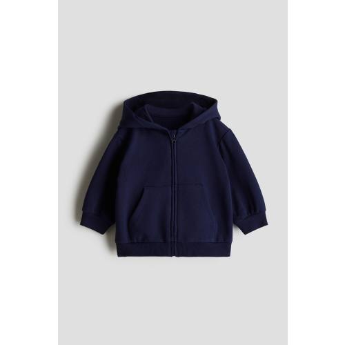 HOODED JACKET