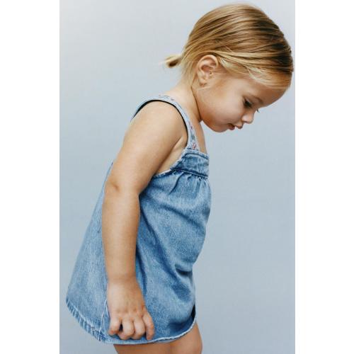 EMBROIDERED DENIM PINAFORE DRESS AND PANTIES - Blue | ZARA Canada