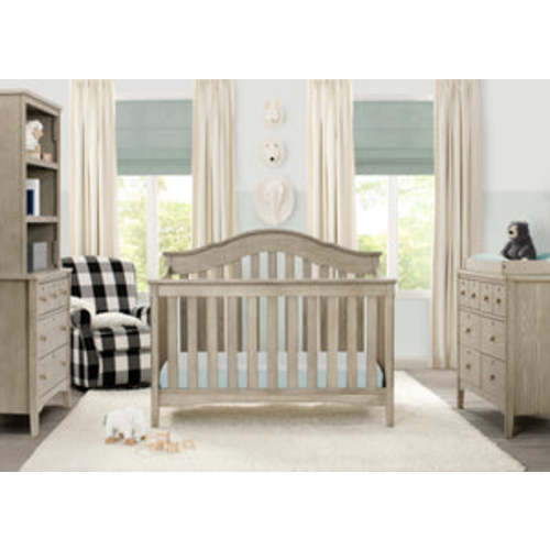 Farmhouse 6-in-1 Convertible Baby Crib