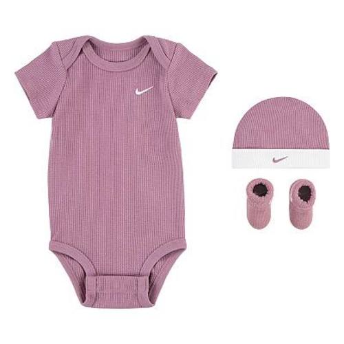 Newborn Baby Nike Waffle Bodysuit, Hat, and Booties 3-Piece Set