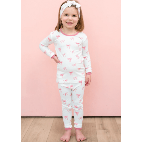 Kyte Bows – The Little Cottage