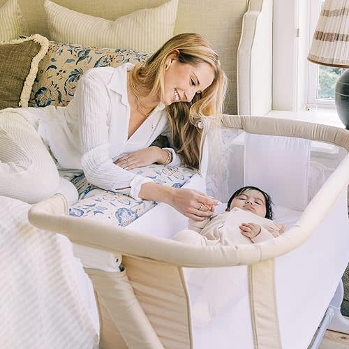 Baby Delight Beside Me Dreamer Bassinet | Bedside Sleeper & Baby Bassinet | 6-Position Height Adjustment | Organic Oat