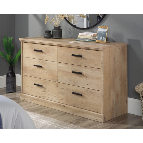 6-Drawer Bedroom Dresser in Prime Oak