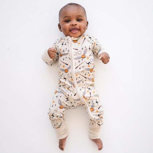 Zipper Pajamas for Baby with Magic Wand & Golden Fly Ball Print