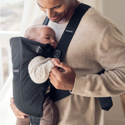 BabyBjörn Baby Carrier Mini