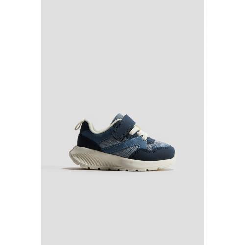 MESH SNEAKERS in Dark Blue Size 4-5