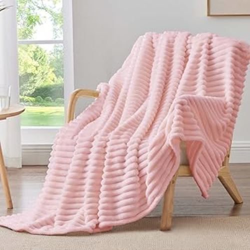 BEDELITE Fleece Pink Throw Blanket for Couch - 300GSM Soft & Warm Valentines Blanket Gifts for Women Girls, Decorative Spring Pink Blankets for Home, 50"x60"