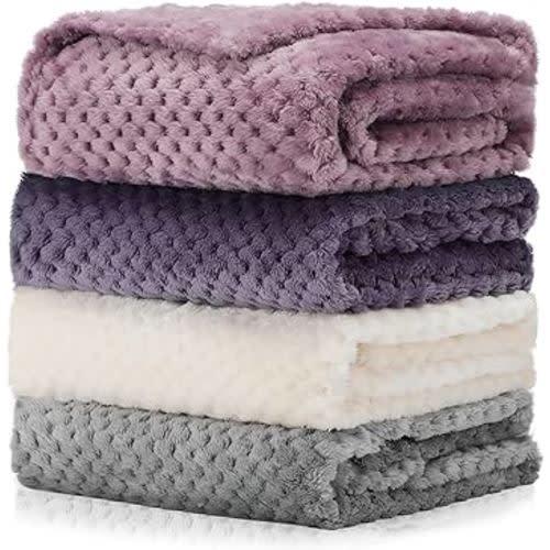 Frienda 4 Pcs Baby Fuzzy Blanket Fluffy Baby Blanket for Boys Girls Soft Warm Infant Newborn Toddler Receiving Nursery Bed Supplies, 32 x 24 Inch(Purple Color)
