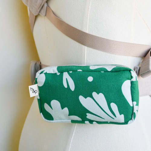 Lark Baby Carrier Pocket – Hands-Free Storage | hope&plum Color: Zest