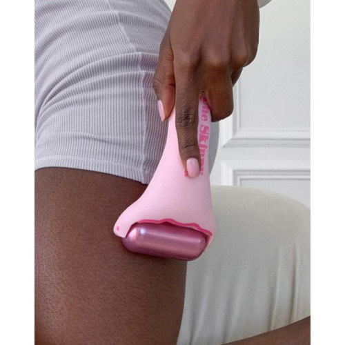 Skinny Confidential Hot Mess Ice Roller