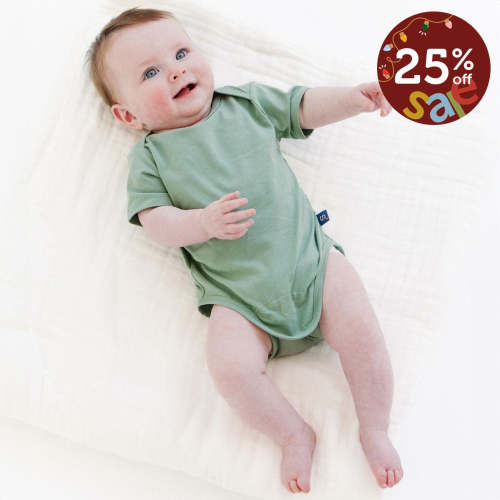 mountain green cloudstretch™ magnetic bodysuit – Magnetic Me