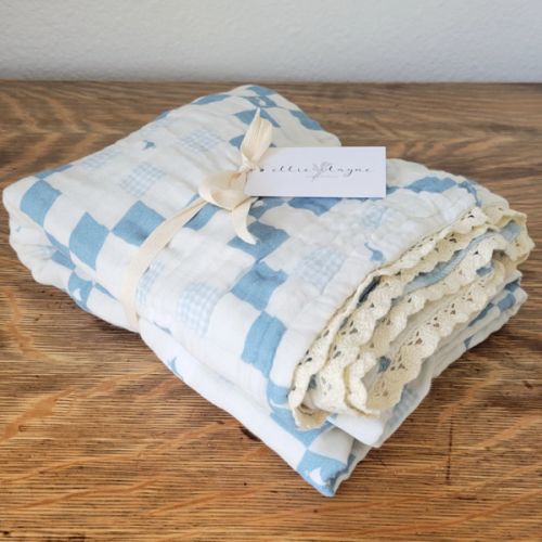Grandma's Goose QUILTED 6 Layer Gauze Blanket