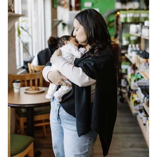 Cozy Canopy™ Nursing Cover - Black