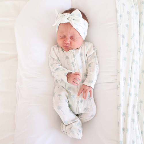 Beachy Bamboo Waffle Zipper Footies