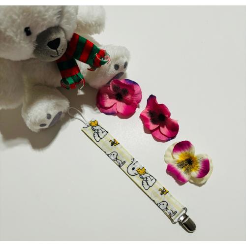 Peanuts Snoopy Pacifier Clips, Toddler Pacifier Holder Baby Gift New Parents/Baby Shower Expecting Mom Gift Handmade