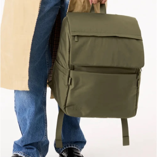 BÉIS 'The Ultimate Diaper Backpack' in Olive - Green Backpack Diaper Bag