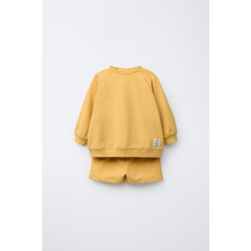 SWEATSHIRT AND SHORTS SET WITH LABEL - Mid-yellow | ZARA United States