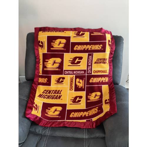 Central Michigan University, Infant Crib Fleece Blanket with a matching burgundy satin trim