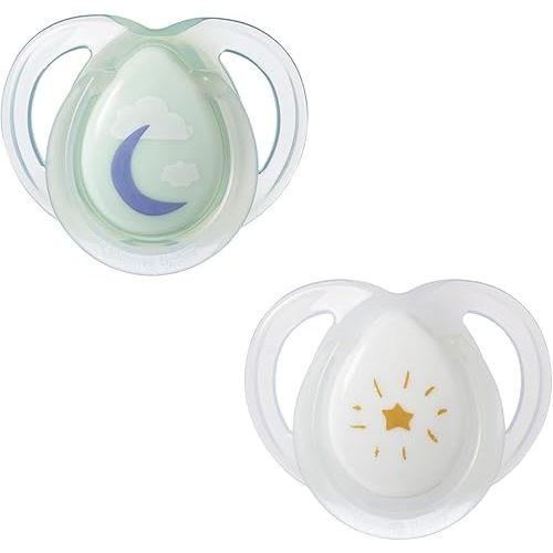 Tommee Tippee Nighttime Pacifier, 0-6 Months, 2 Pack of Glow in The Dark Pacifiers with Reusable sterilizer pod