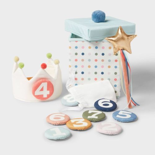 Birthday Crown Kids' Interactive Kit - Pillowfort™