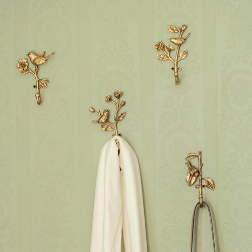 Vintage Ornate Bird Wall Hook - Gold Decorative Hooks - Hallway Wall Decor - French Farmhouse Shabby Chic Vintage Home Decor