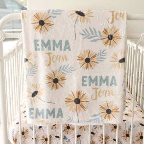 Sunday's Daisy Personalized Kids Blanket