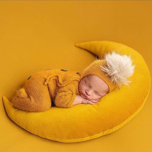 M&G House Newborn Photography Posing Pillow Crescent Moon Pillow Star Pillows Posing Beans Moon Pillow Stars Set Infant Boy Girl Baby Picture Prop (Yellow)