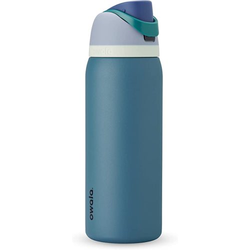FreeSip Insulated Stainless Steel Water Bottle with Straw for Sports, Travel, and School BPA-Free Sports Water Bottle, 32 oz, Denim