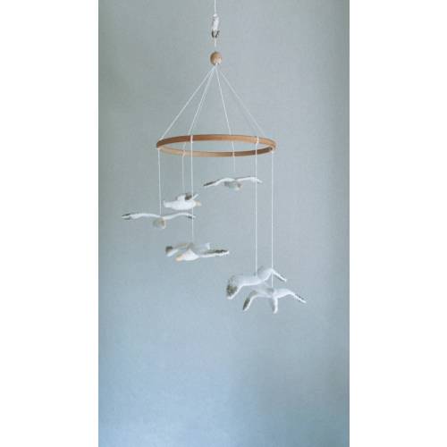 Nautical Seagulls mobile - Mobile bebe - Ocean mobile - New born gift - Mom to be gift - Nautical baby shower gift - seagull decoration