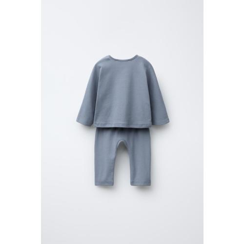 HENLEY T-SHIRT AND JOGGERS SET - Blue / Gray | 3-6M
