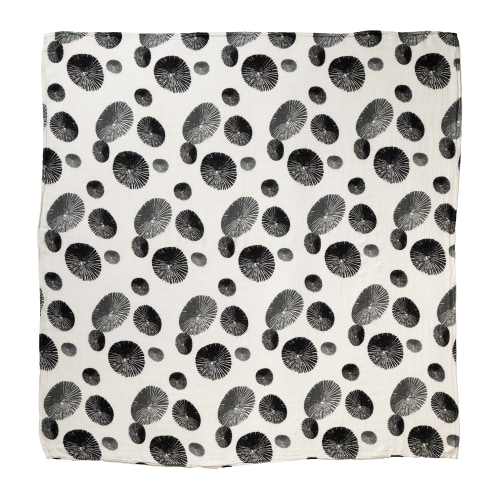 The Keiki Dept Bamboo Kapa Moe (Muslin Swaddle Blanket)