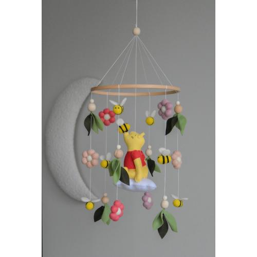 Winnie the Pooh-Themed Floral Flowers Baby crib Mobile, boucle nursery decor, baby shower gift for baby announcement