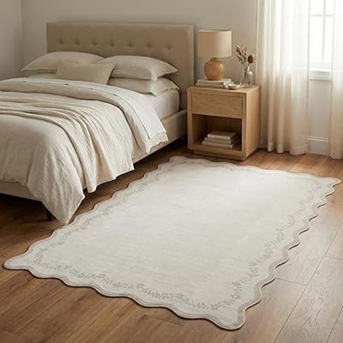 GarveeHome 3x5 Scalloped Washable Area Rug for Bedroom,Soft Solid Beige Entryway Rug Farmhouse Kitchen Mat Non Slip Low Pile Carpet Stain Resistant Throw Rug for Bedside Kids Room Office