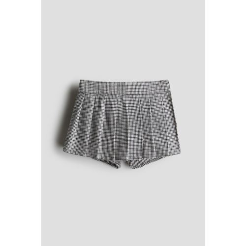 Pleated Skort
