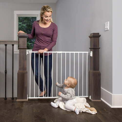 Regalo Extra Wide 2-in-1 Stairway and Hallway Baby Safety Gate with Mounting Kit Ages 6 to 24 Months