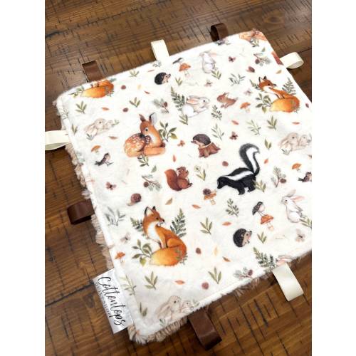 Woodland tag blanket, new baby gift, minky deer fawn, fox hedgehog skunk bunny, rustic country, new baby gift, soft silky ribbon sensory toy