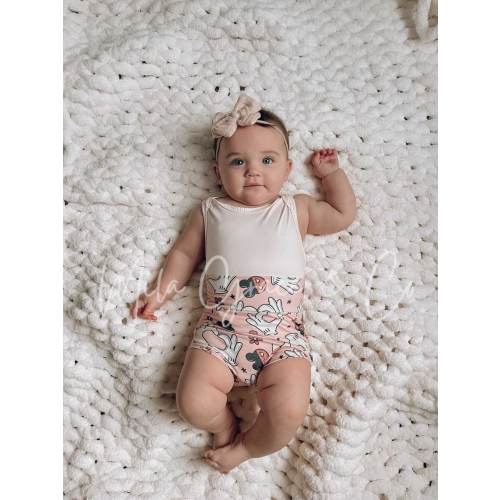 Love Mickey Mouse Bummies| Minnie Mouse Bummies | Disney Shorts | Disney Kids| Toddler girl clothes| Disney pants l Pink Mickey | Valentines