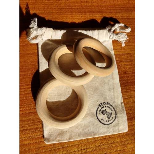 American Maple Teething Ring and Organic Cotton Bag