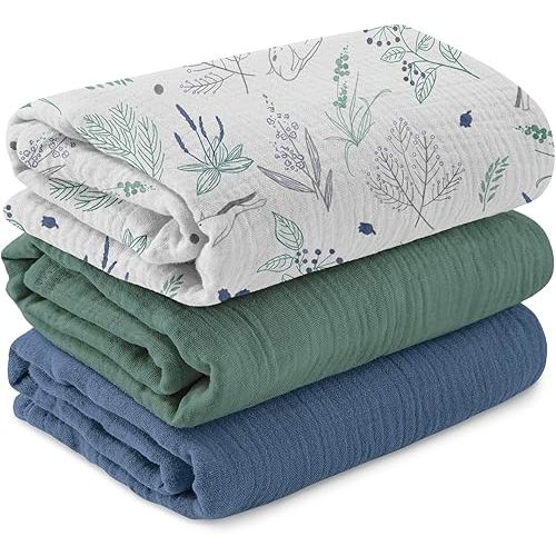 Muslin Swaddle Blankets for Newborn, 3 Pack Breathable Soft Receiving Blanket, Large 38 x 40 inches Swaddle Wrap Burping Clothes Diapers, Essentials Infant Shower Items, Toddler Gift (Fawn & Leaves)